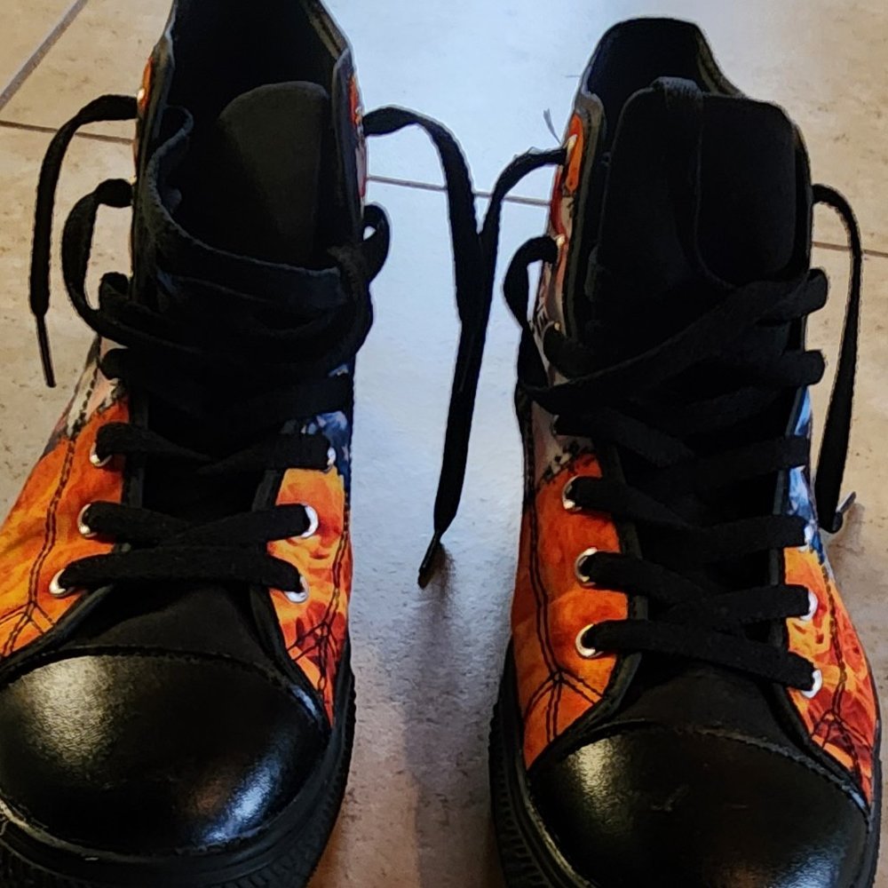 Men's size 9 patriotic Getcha Some Freedom High top sneakers